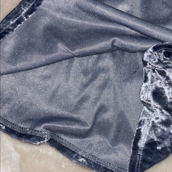 Ivy & Main lounge skirt - Picture 2 of 3